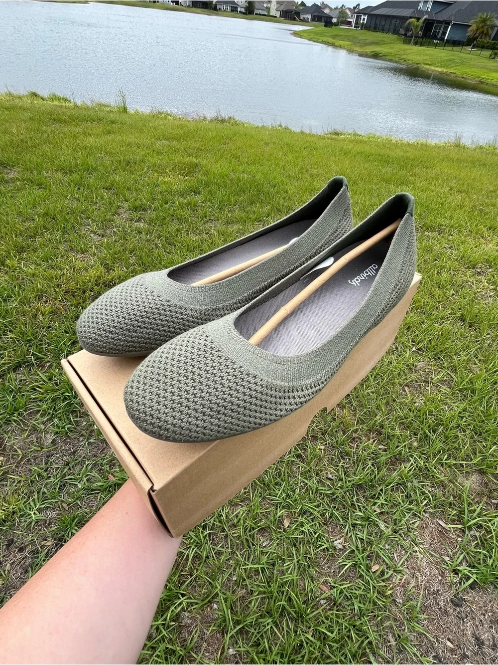 New In Box Allbirds Womens Tree Breezers Flats in Rugged Green Size 9